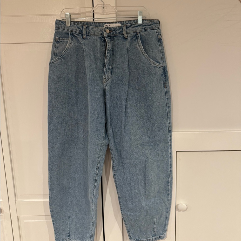 ZARA High-Waisted Pleated Jeans